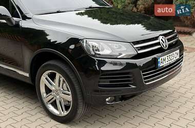 Позашляховик / Кросовер Volkswagen Touareg 2010 в 