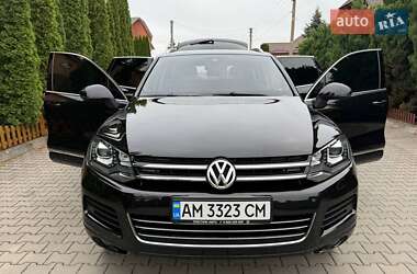Позашляховик / Кросовер Volkswagen Touareg 2010 в 