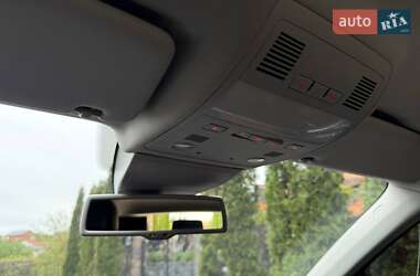 Позашляховик / Кросовер Volkswagen Touareg 2010 в 