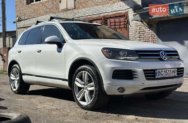 Позашляховик / Кросовер Volkswagen Touareg 2014 в Львові