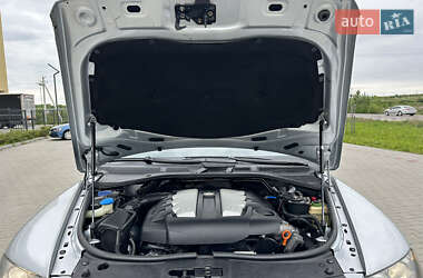 Позашляховик / Кросовер Volkswagen Touareg 2005 в 