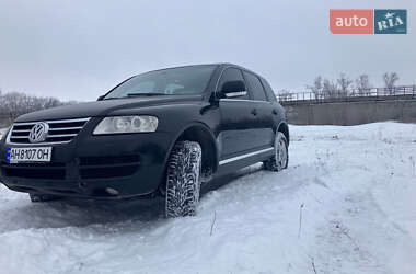 Внедорожник / Кроссовер Volkswagen Touareg 2004 в Гребенке