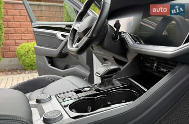 Позашляховик / Кросовер Volkswagen Touareg 2022 в 