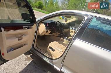 Внедорожник / Кроссовер Volkswagen Touareg 2003 в 