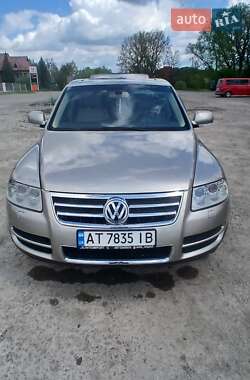 Внедорожник / Кроссовер Volkswagen Touareg 2003 в 