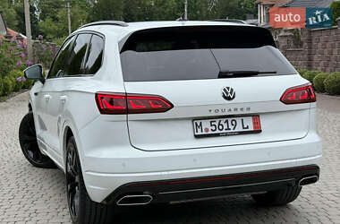 Позашляховик / Кросовер Volkswagen Touareg 2022 в 