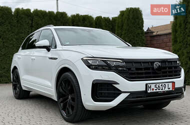 Позашляховик / Кросовер Volkswagen Touareg 2022 в 