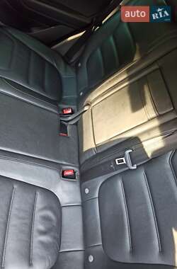 Внедорожник / Кроссовер Volkswagen Touareg 2012 в 
