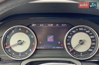 Позашляховик / Кросовер Volkswagen Touareg 2019 в 