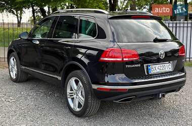 Внедорожник / Кроссовер Volkswagen Touareg 2014 в 