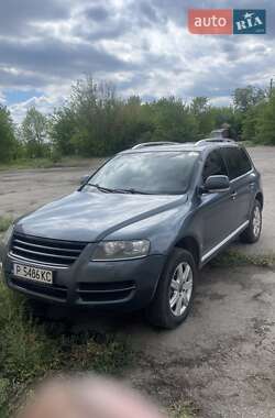 Внедорожник / Кроссовер Volkswagen Touareg 2005 в 