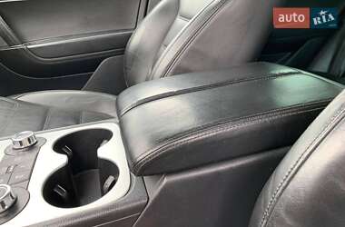 Позашляховик / Кросовер Volkswagen Touareg 2011 в 