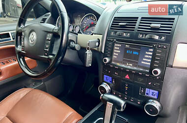 Внедорожник / Кроссовер Volkswagen Touareg 2008 в 