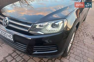 Внедорожник / Кроссовер Volkswagen Touareg 2011 в 