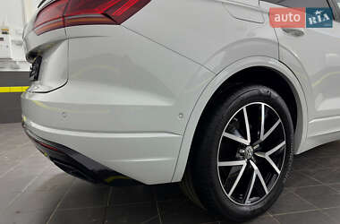 Внедорожник / Кроссовер Volkswagen Touareg 2021 в 