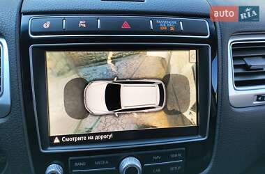 Внедорожник / Кроссовер Volkswagen Touareg 2017 в 