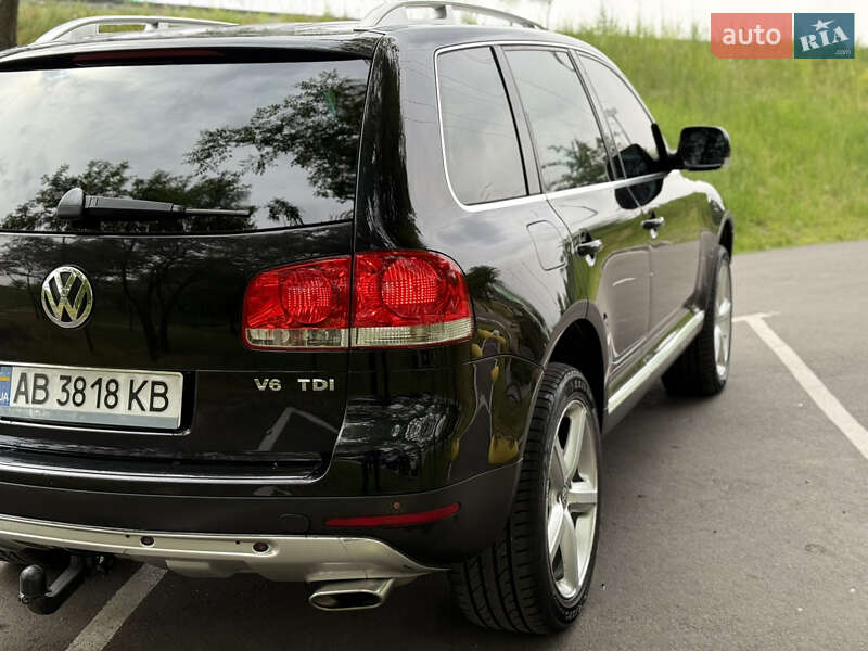 Внедорожник / Кроссовер Volkswagen Touareg 2006 в Киеве