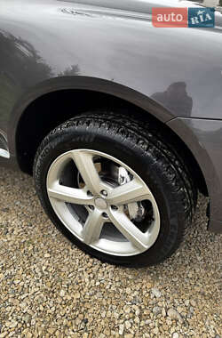 Внедорожник / Кроссовер Volkswagen Touareg 2008 в 