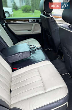 Внедорожник / Кроссовер Volkswagen Touareg 2008 в 