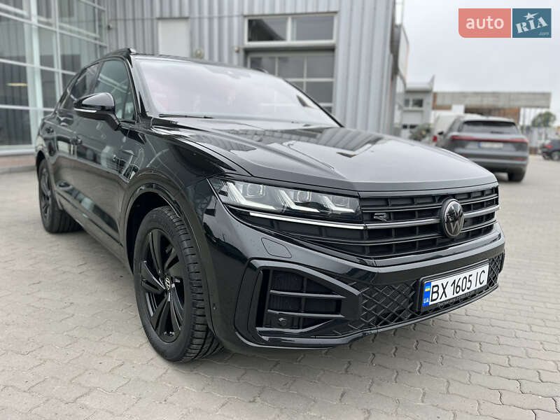 Позашляховик / Кросовер Volkswagen Touareg 2024 в Хмельницькому
