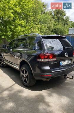 Позашляховик / Кросовер Volkswagen Touareg 2007 в 