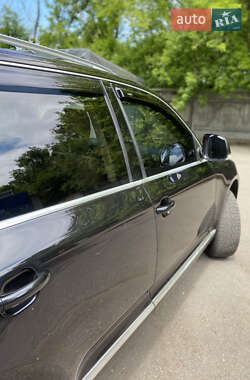 Позашляховик / Кросовер Volkswagen Touareg 2007 в 