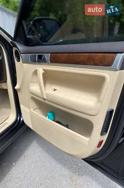 Позашляховик / Кросовер Volkswagen Touareg 2007 в 
