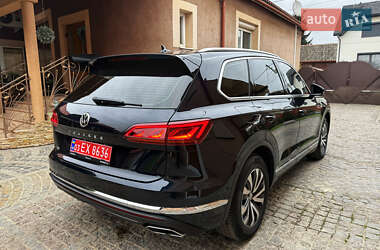 Внедорожник / Кроссовер Volkswagen Touareg 2020 в 