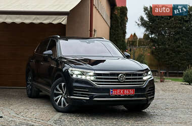 Внедорожник / Кроссовер Volkswagen Touareg 2020 в 
