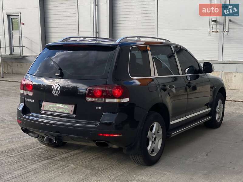 Внедорожник / Кроссовер Volkswagen Touareg 2008 в Киеве