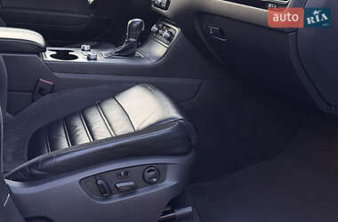 Позашляховик / Кросовер Volkswagen Touareg 2015 в 