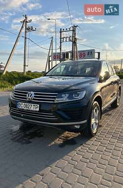 Позашляховик / Кросовер Volkswagen Touareg 2015 в Львові
