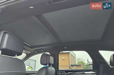 Внедорожник / Кроссовер Volkswagen Touareg 2018 в 
