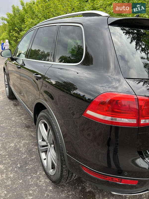 Внедорожник / Кроссовер Volkswagen Touareg 2011 в Белой Церкви