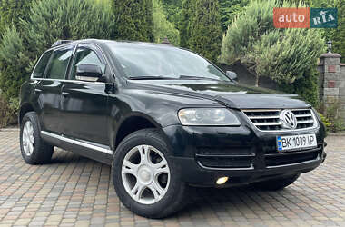 Позашляховик / Кросовер Volkswagen Touareg 2006 в 