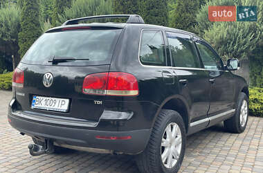 Позашляховик / Кросовер Volkswagen Touareg 2006 в 