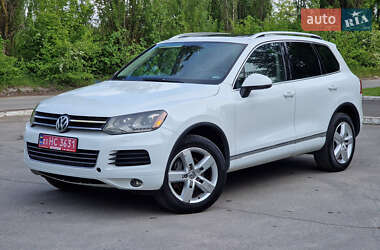 Позашляховик / Кросовер Volkswagen Touareg 2012 в Рівному