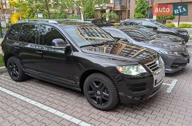 Внедорожник / Кроссовер Volkswagen Touareg 2008 в Киеве