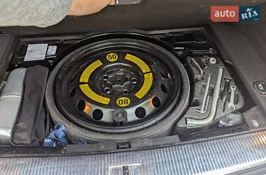 Позашляховик / Кросовер Volkswagen Touareg 2008 в 