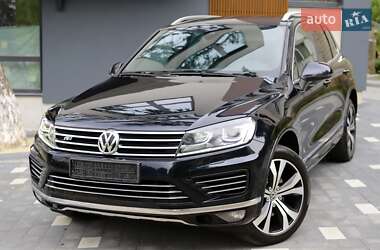 Внедорожник / Кроссовер Volkswagen Touareg 2016 в 