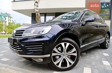 Внедорожник / Кроссовер Volkswagen Touareg 2016 в 