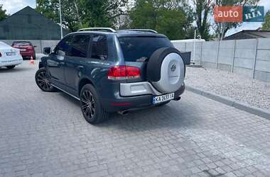 Позашляховик / Кросовер Volkswagen Touareg 2006 в 