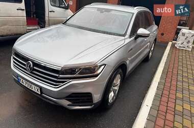 Внедорожник / Кроссовер Volkswagen Touareg 2019 в 