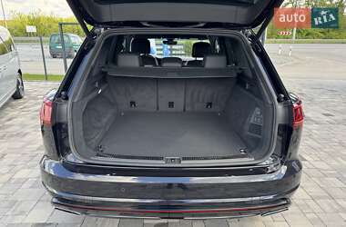 Внедорожник / Кроссовер Volkswagen Touareg 2020 в 