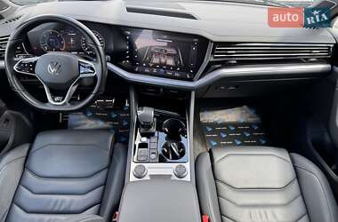 Внедорожник / Кроссовер Volkswagen Touareg 2020 в 