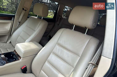 Позашляховик / Кросовер Volkswagen Touareg 2007 в 