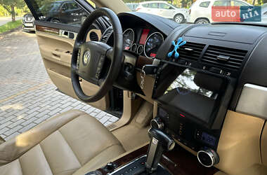 Позашляховик / Кросовер Volkswagen Touareg 2007 в 