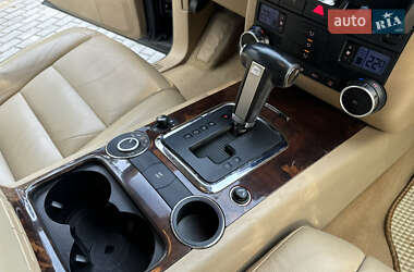 Позашляховик / Кросовер Volkswagen Touareg 2007 в 
