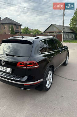Позашляховик / Кросовер Volkswagen Touareg 2016 в 