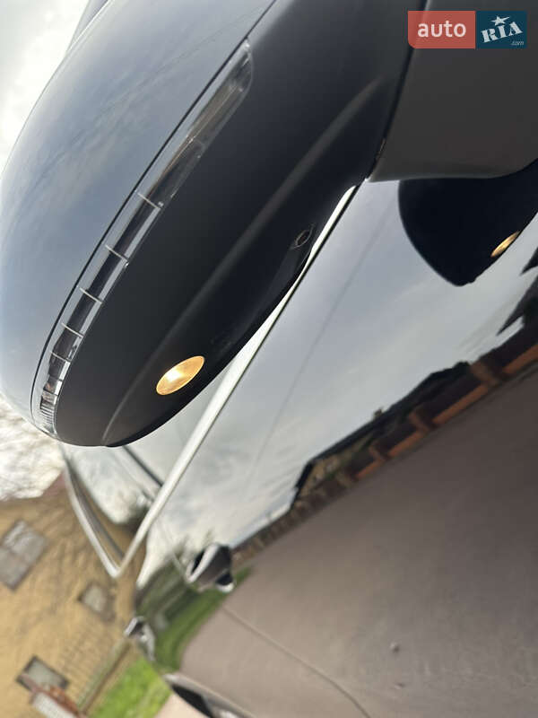 Внедорожник / Кроссовер Volkswagen Touareg 2016 в Шостке